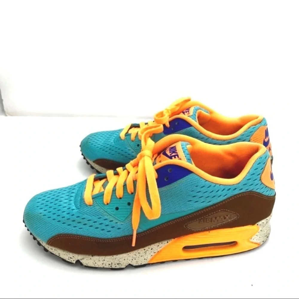 Nike Air 90 EM Beaches of Rio Color Block Sneaker in Blue with Orange